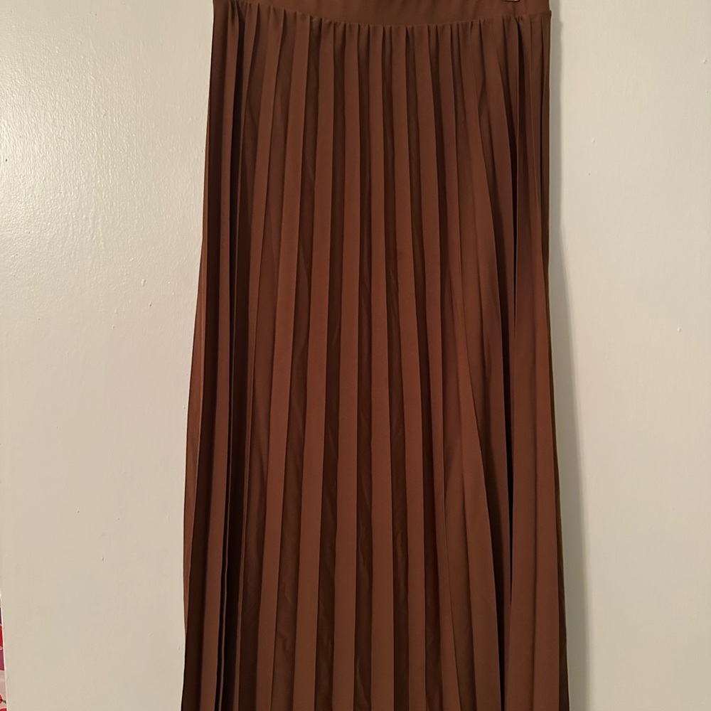 Elegant Brown Pleated A-Line Skirt